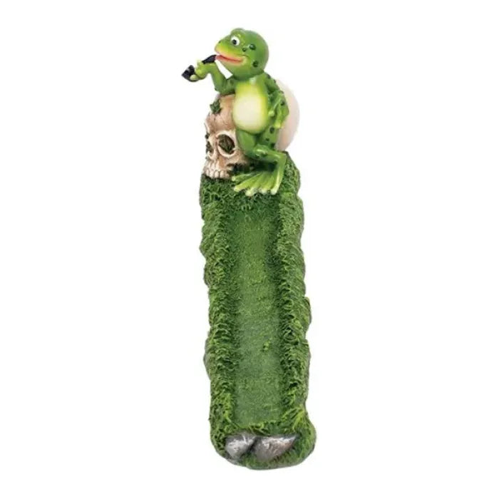 FUJIMA FROG ON SKULL INCENSE BURNER IB218