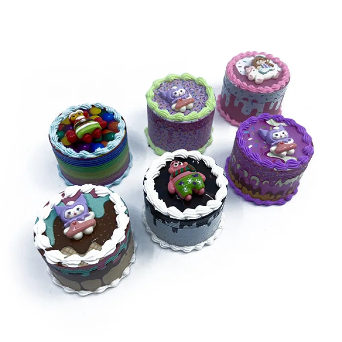 TRIPPY GOAT GRINDERS SMALL - FAKE CAKE